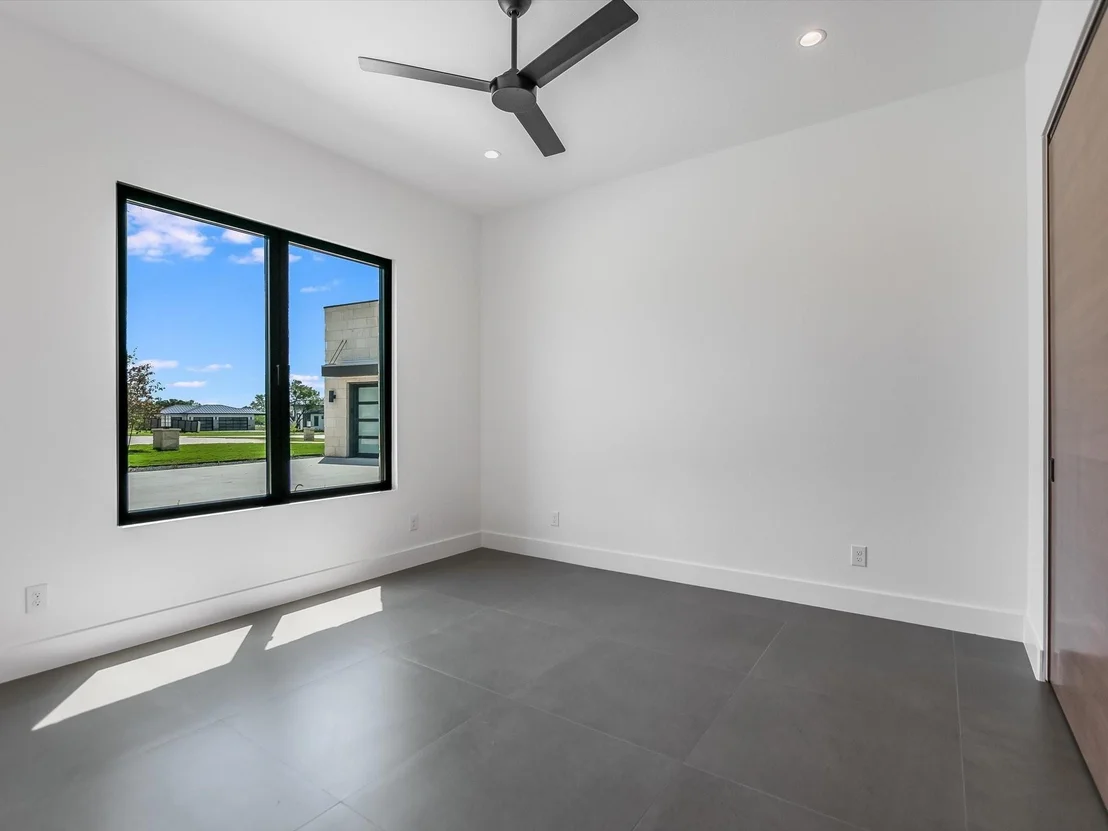 Photo of 180 Westgate LOOP
