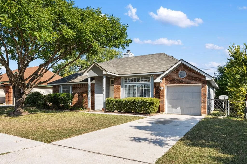 Photo of 2505 Cactus DR