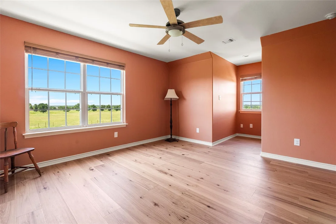 Photo of 928 Upper Elgin River RD