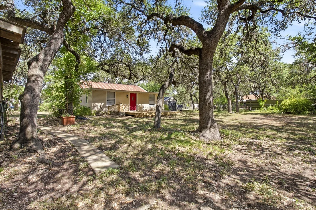 Photo of 606 Harmons WAY