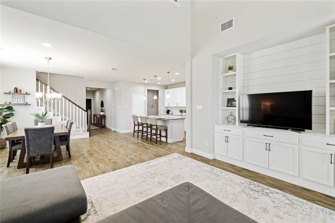 Photo of 165 Carlina LOOP