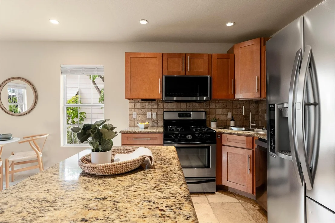 Photo of 500 Denson DR