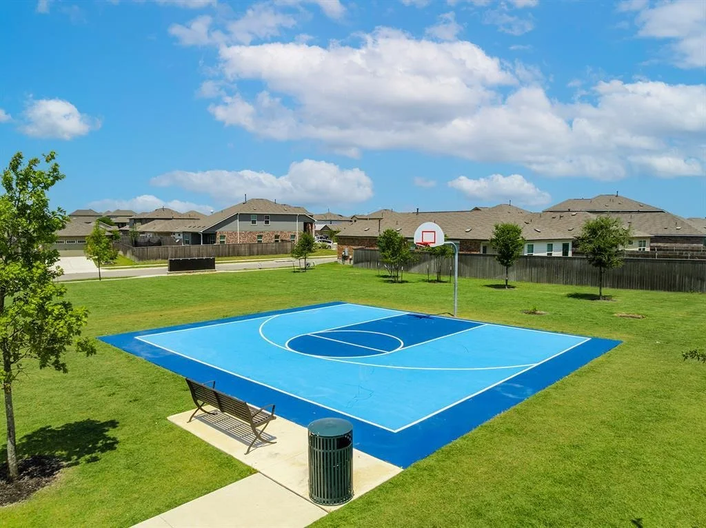 Photo of 621 Milliner LOOP