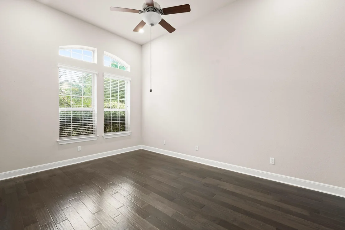 Photo of 442 Jacksdaw DR