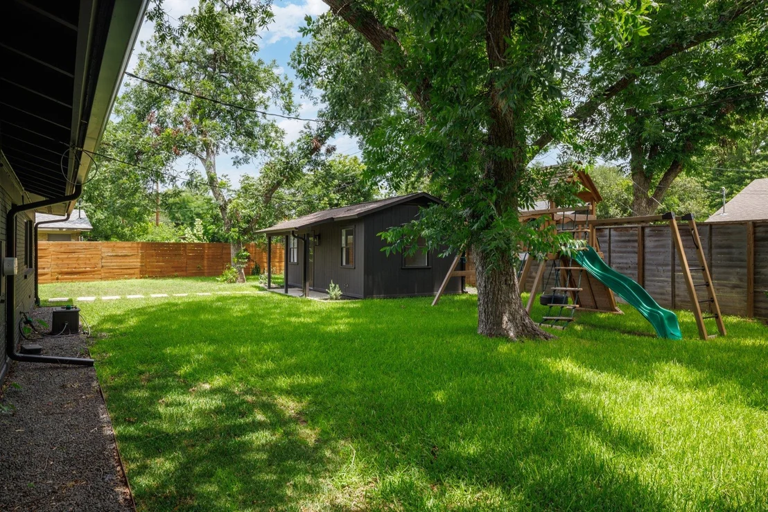 Photo of 2902 Skylark DR