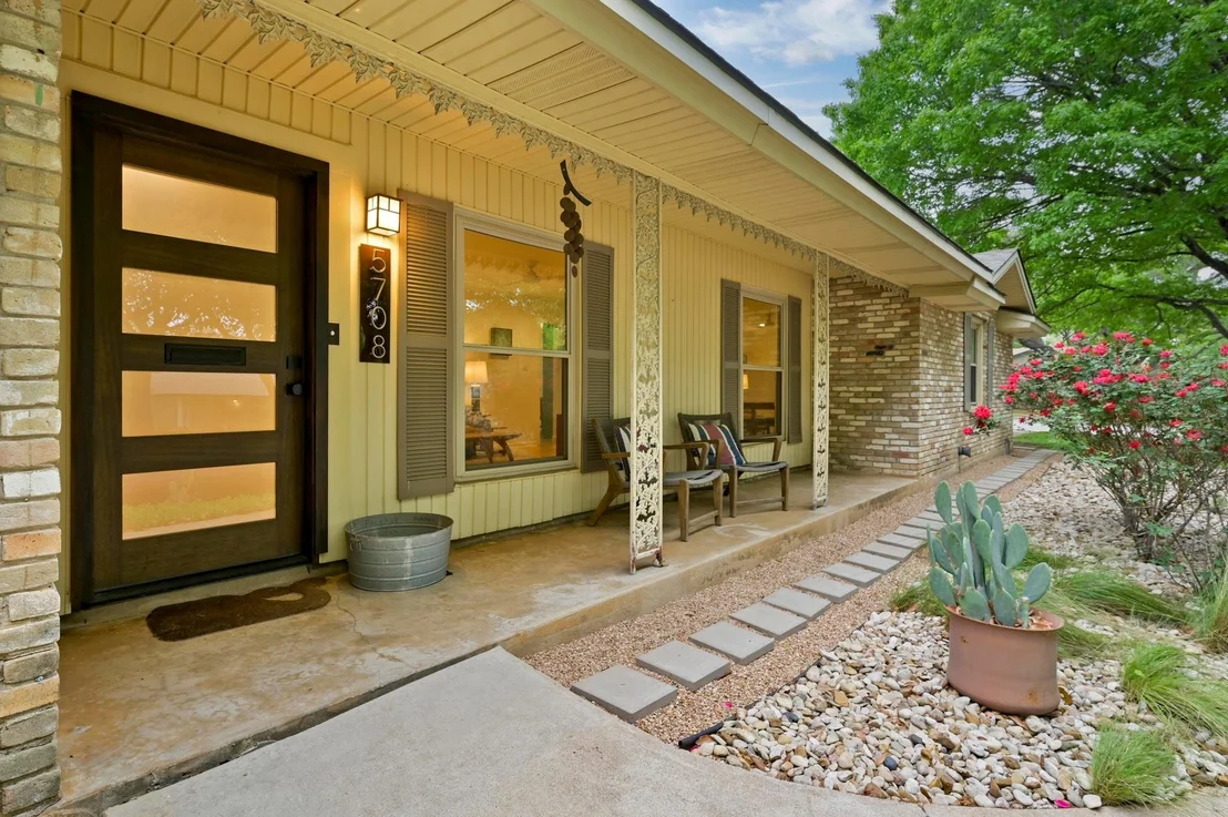 Photo of 5708 Bullard DR