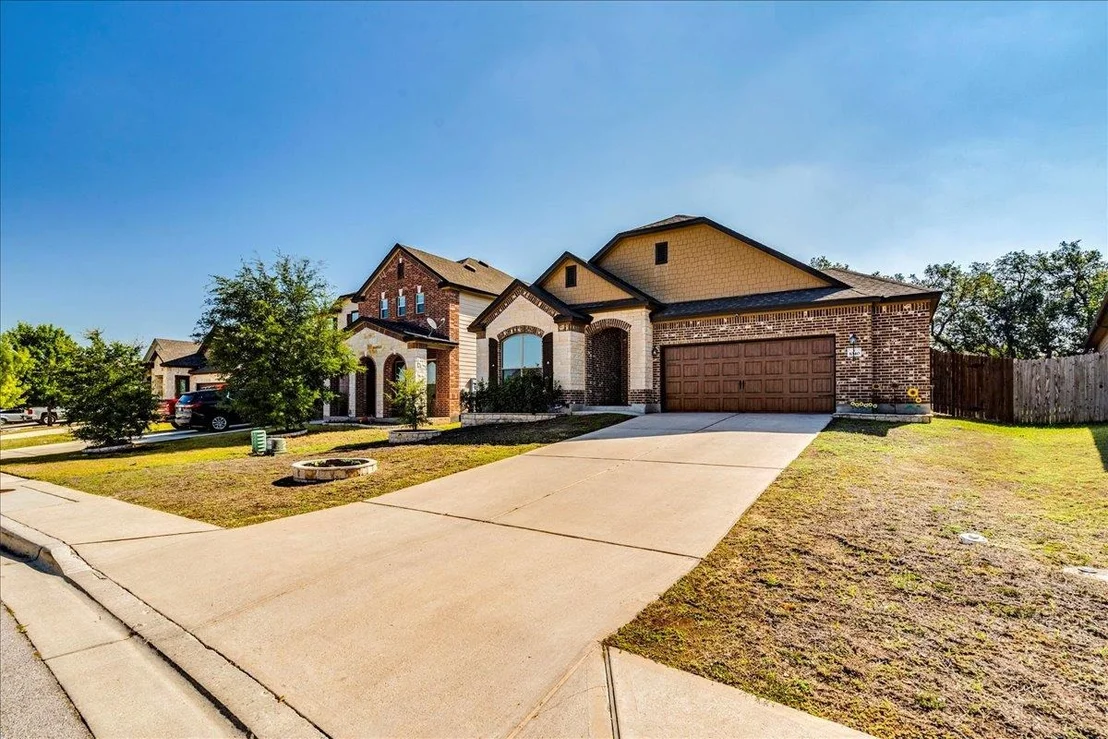 Photo of 1040 Verna Brooks WAY