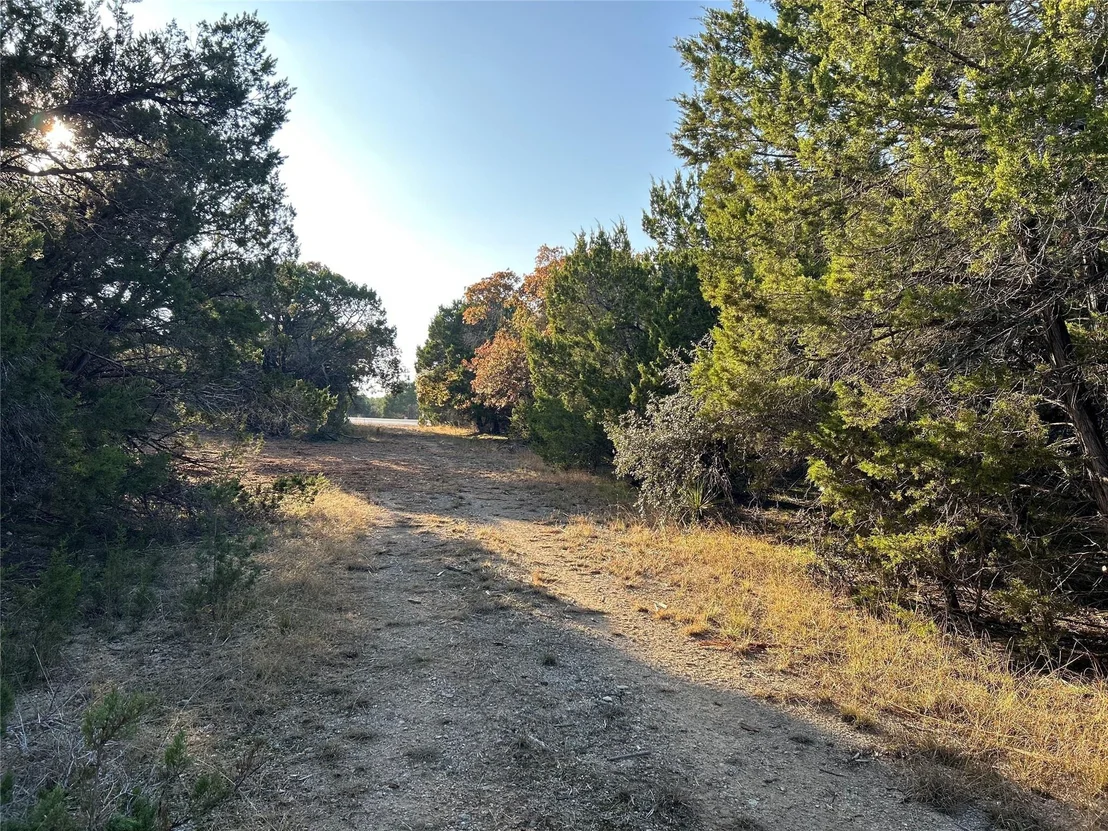 Photo of 301 CR-282 LOT 1 RD