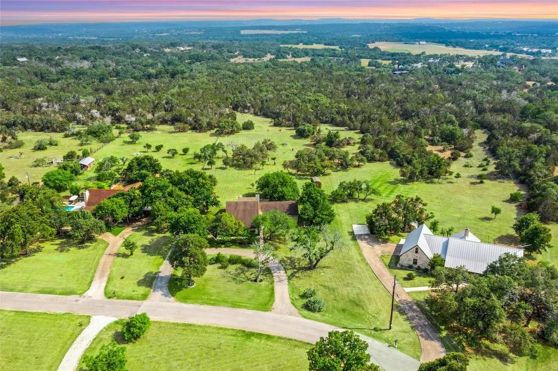 Photo of 708 Post Oak DR
