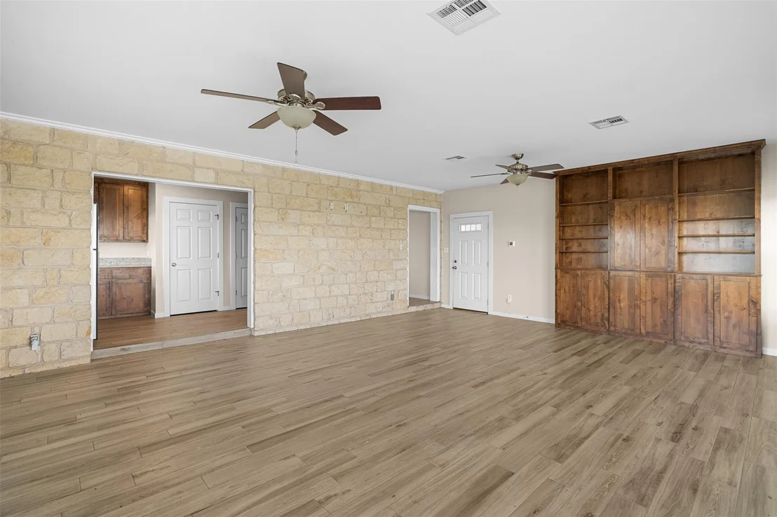 Photo of 310 County Road 317
