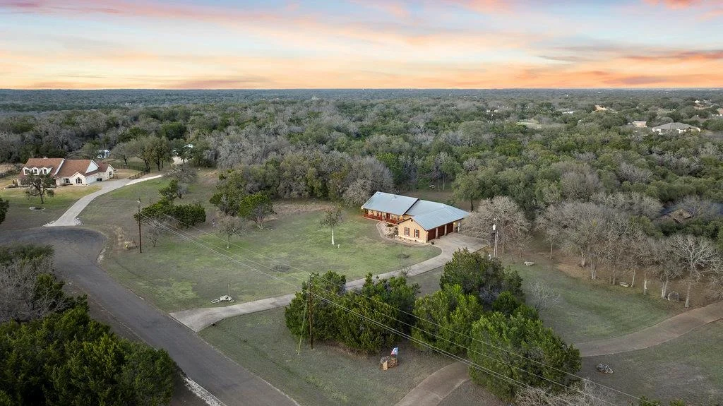 Photo of 1209 Shady Oaks