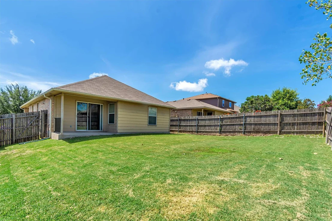 Photo of 211 Pine Arbol PASS