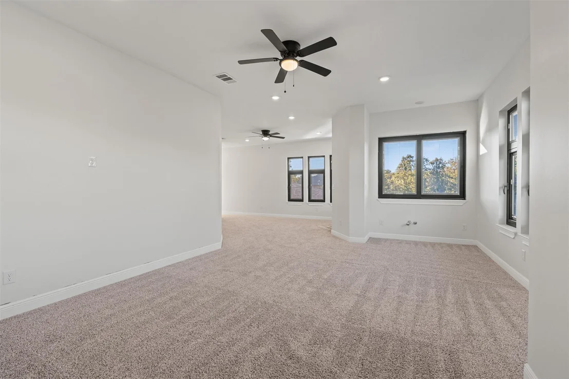 Photo of 265 Maple Leaf TRL