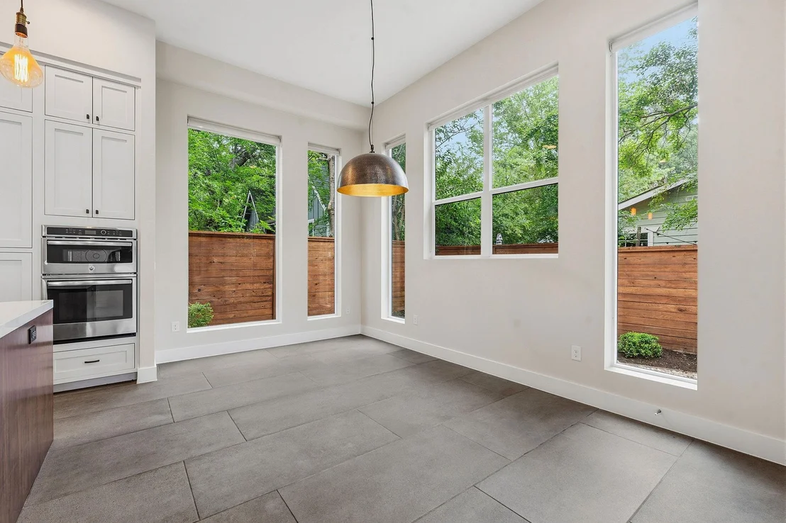 Photo of 1307 Clifford Ave