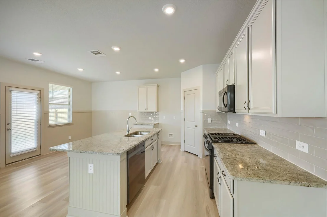 Photo of 148 Mountain Valley ST