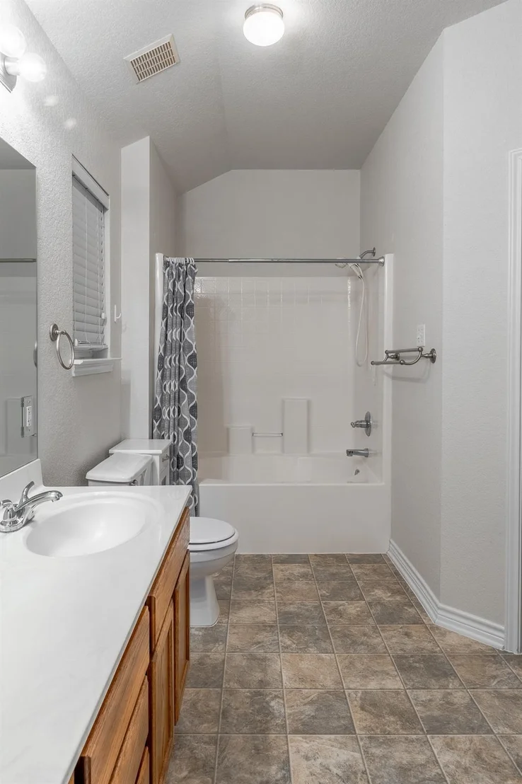 Photo of 5308 Southern Crossing DR