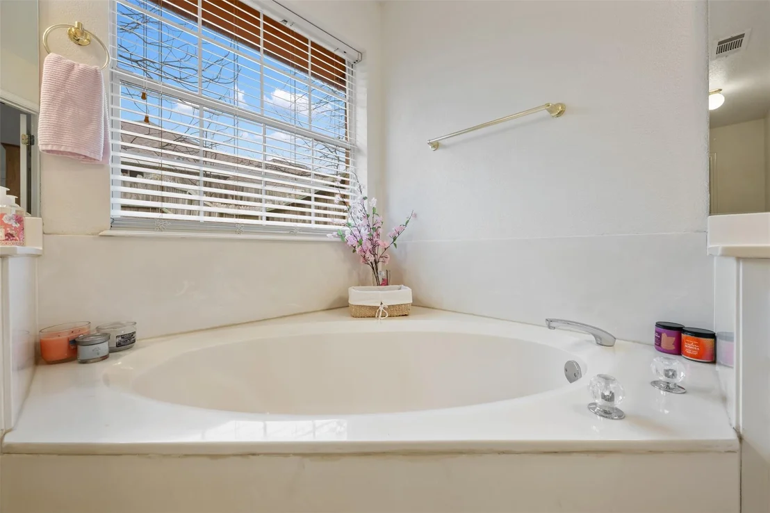 Photo of 1708 Bowen Ave