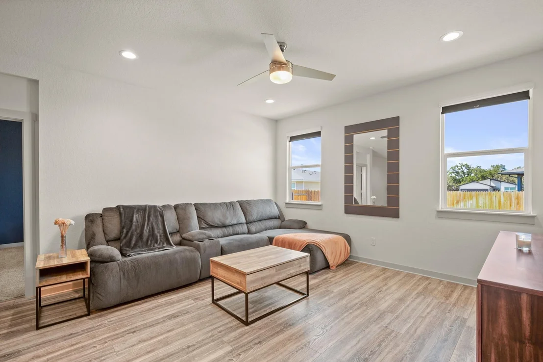 Photo of 129 Parryi CV