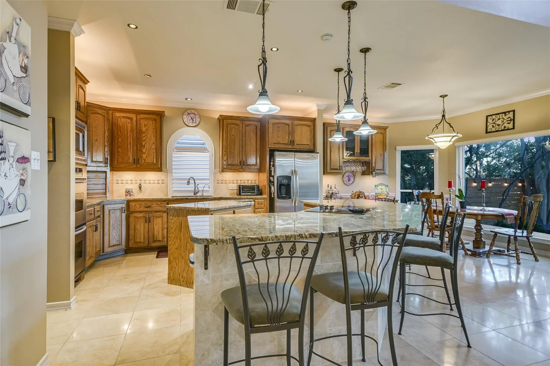 Photo of 9105 Bluegrass DR