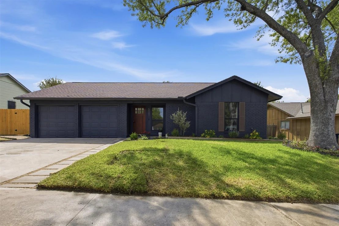 Photo of 5001 Bundyhill DR