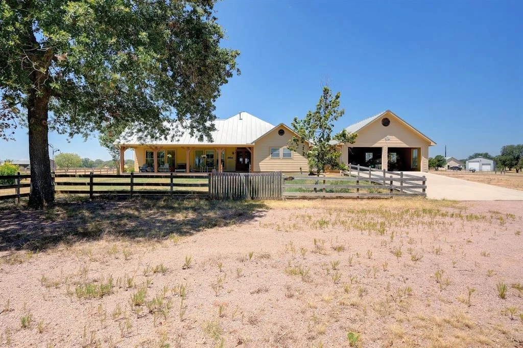 Photo of 570 Cowboy TRL