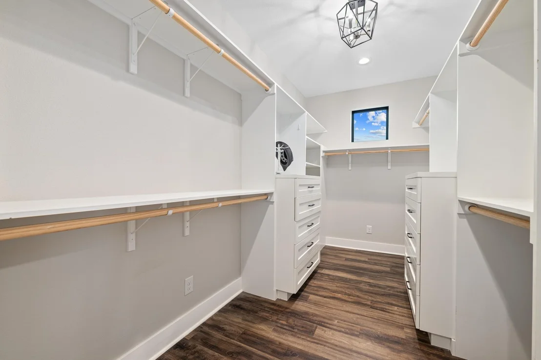 Photo of 4408 Hennig DR