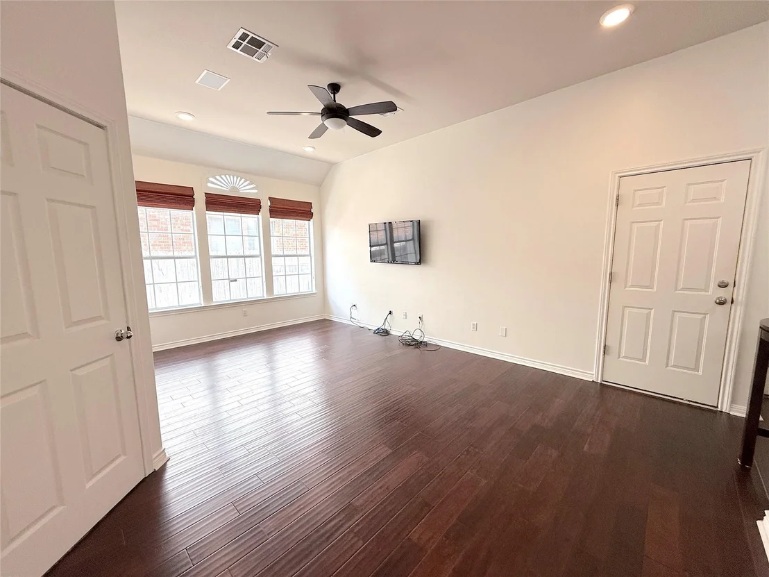 Photo of 14936 Thatcher DR