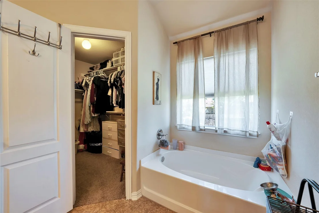 Photo of 228 Lavender LN