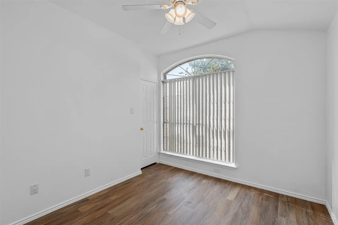 Photo of 233 Memory LN
