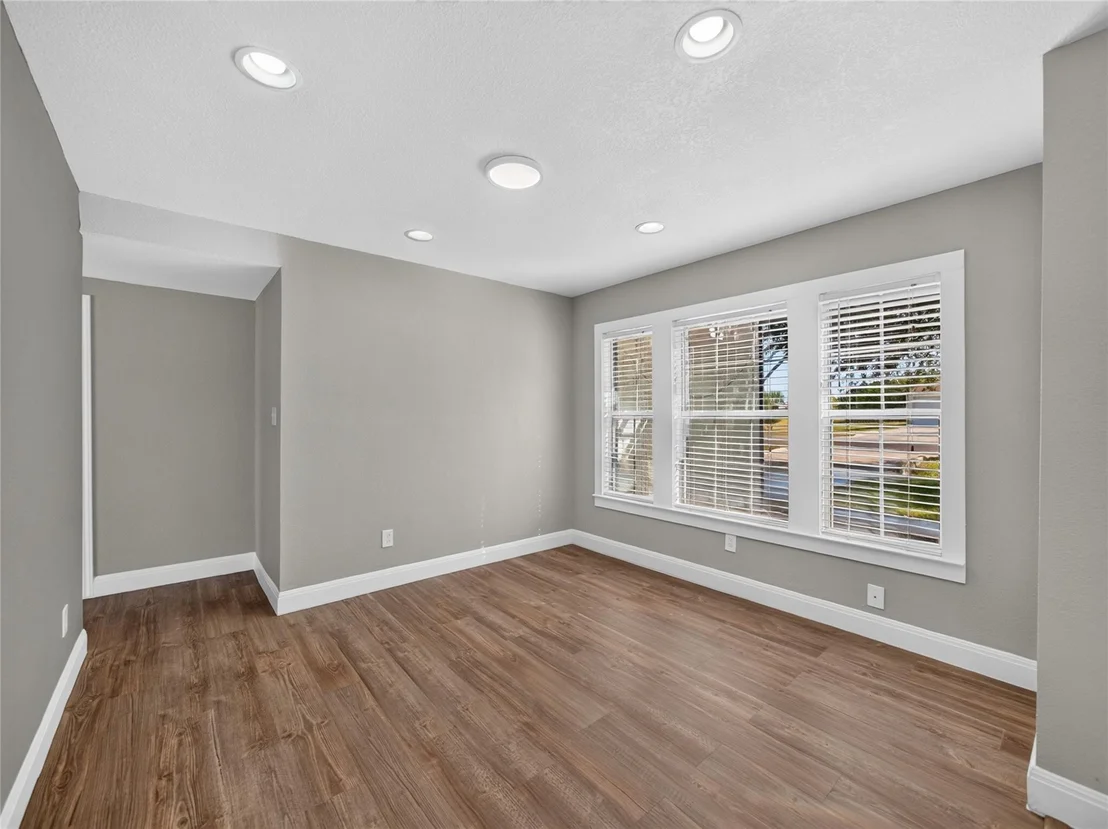 Photo of 3000 Ridgemont LN