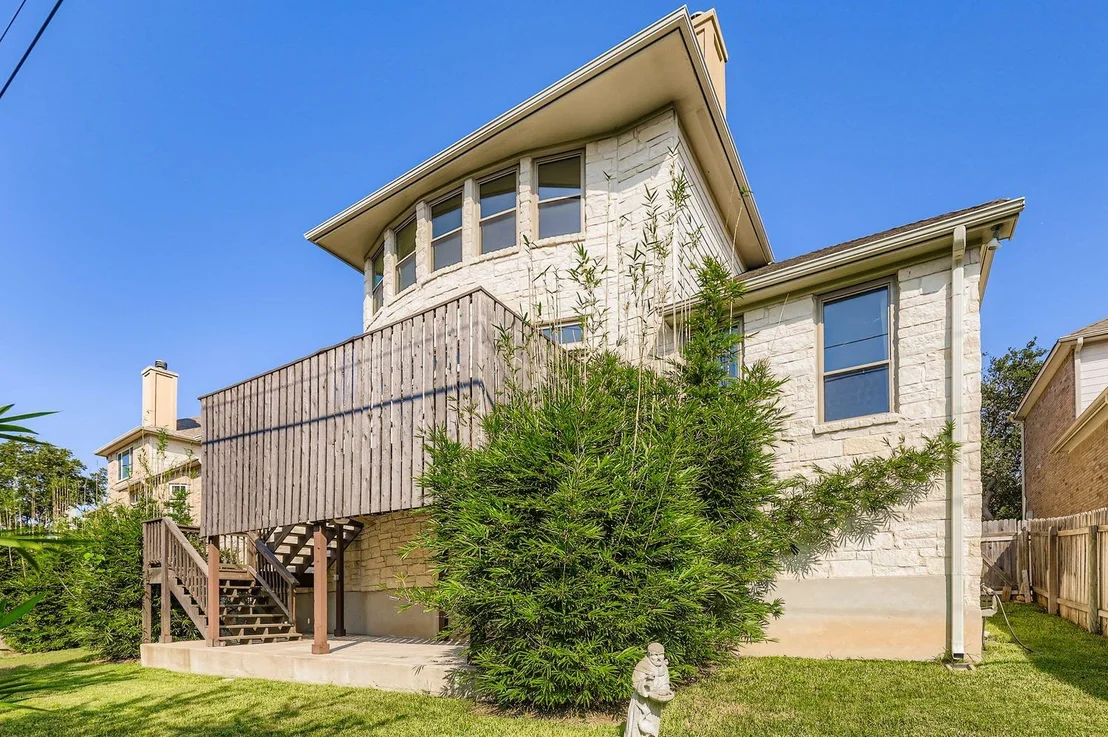 Photo of 2909 Cashell Wood DR