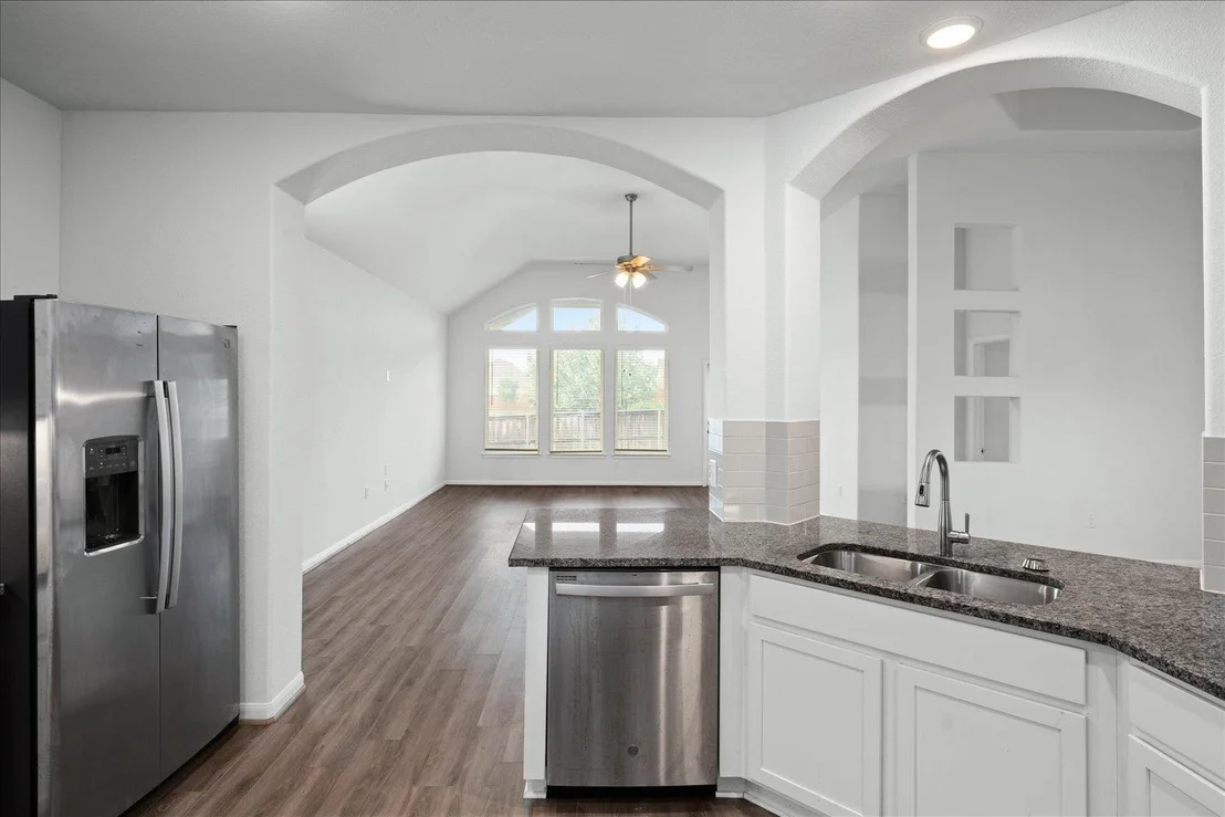 Photo of 423 Leadtree LOOP