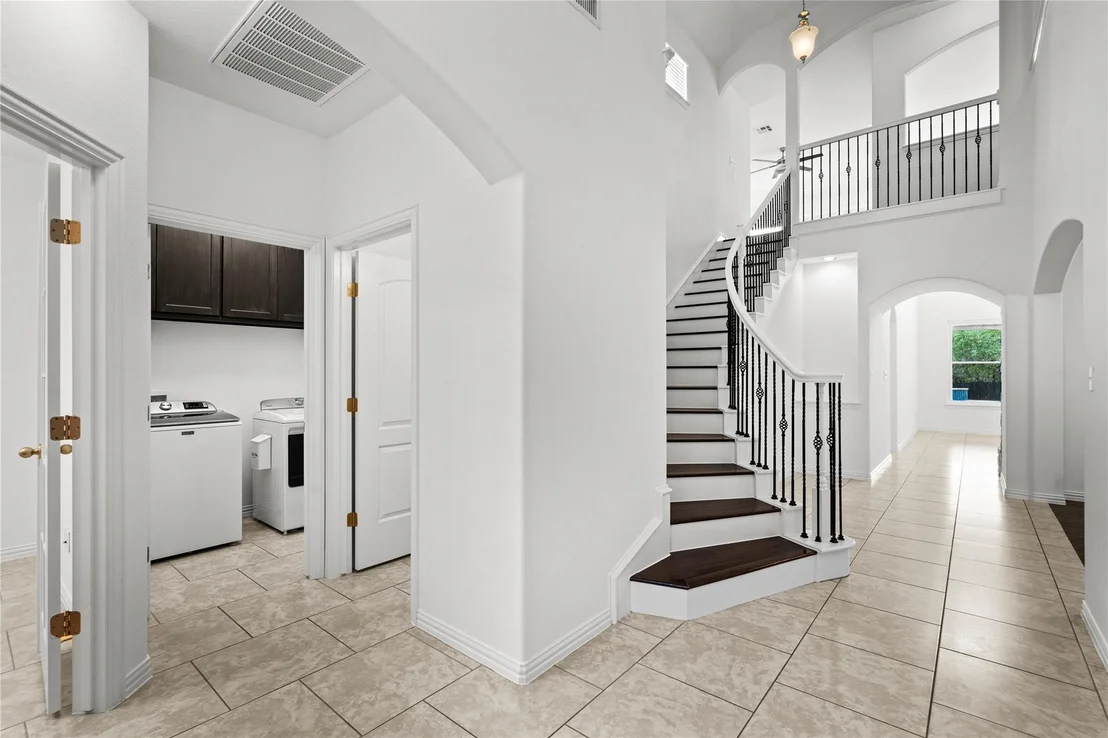 Photo of 13116 Bismark DR