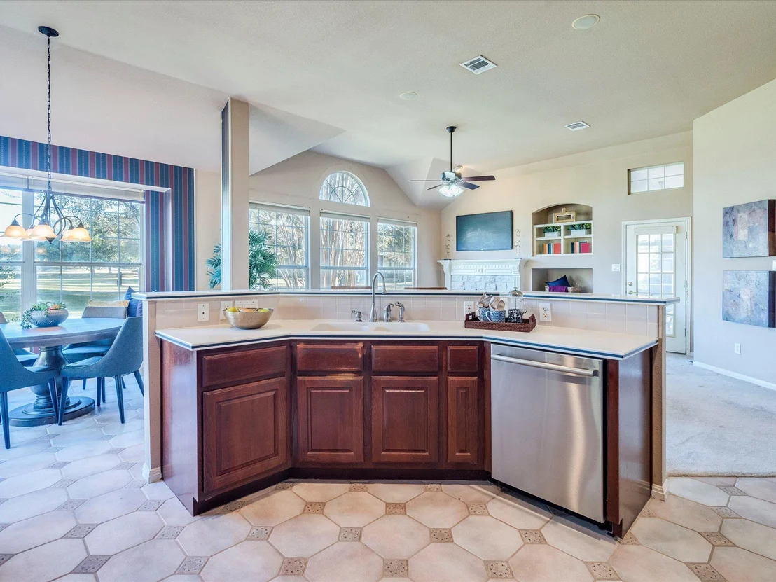 Photo of 10609 River Plantation DR