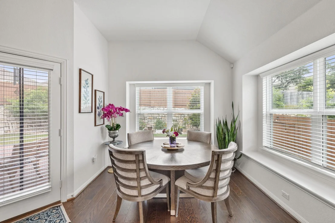 Photo of 211 Prato PL