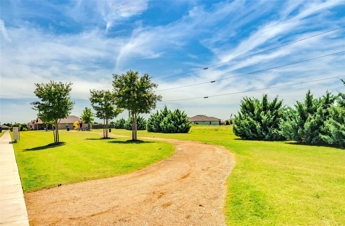 Photo of 303 Marimoor DR
