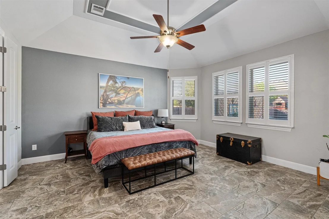 Photo of 3704 Gildas PATH