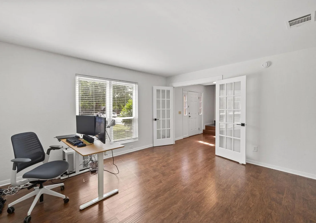 Photo of 11202 Holster CT