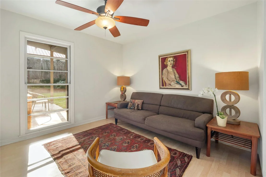 Photo of 1813 Vance CIR