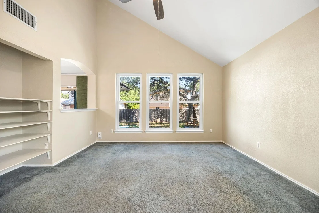 Photo of 8845 Francia TRL