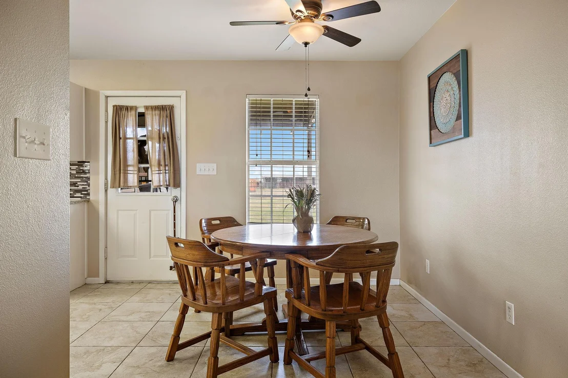 Photo of 851 County Road 454 RD
