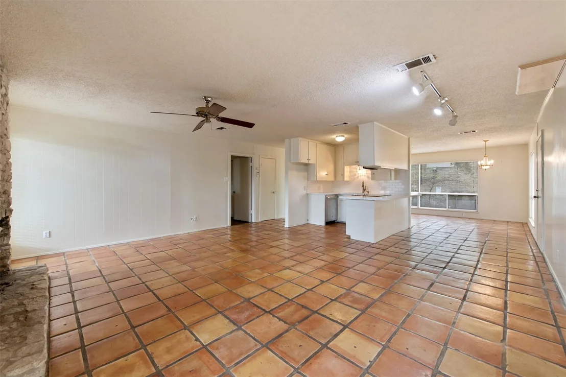 Photo of 4810 Timberline DR