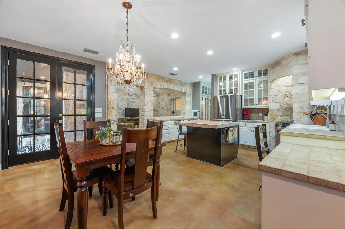 Photo of 10921 Long Branch DR