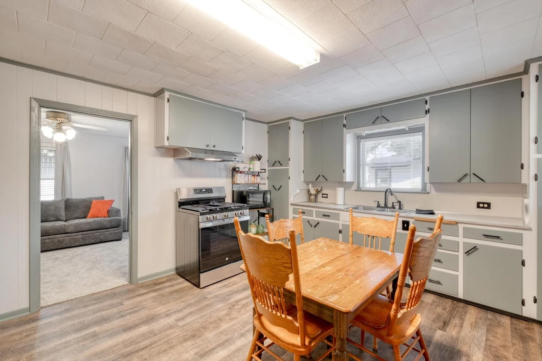 Photo of 602 Sloan ST