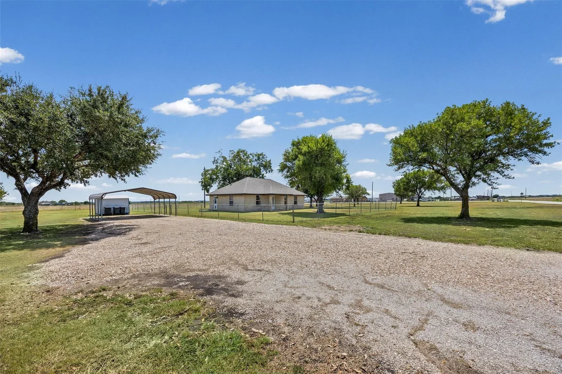 Photo of 403 County View RD