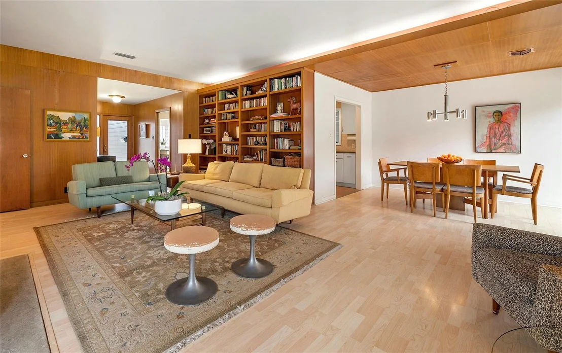 Photo of 1813 Vance CIR