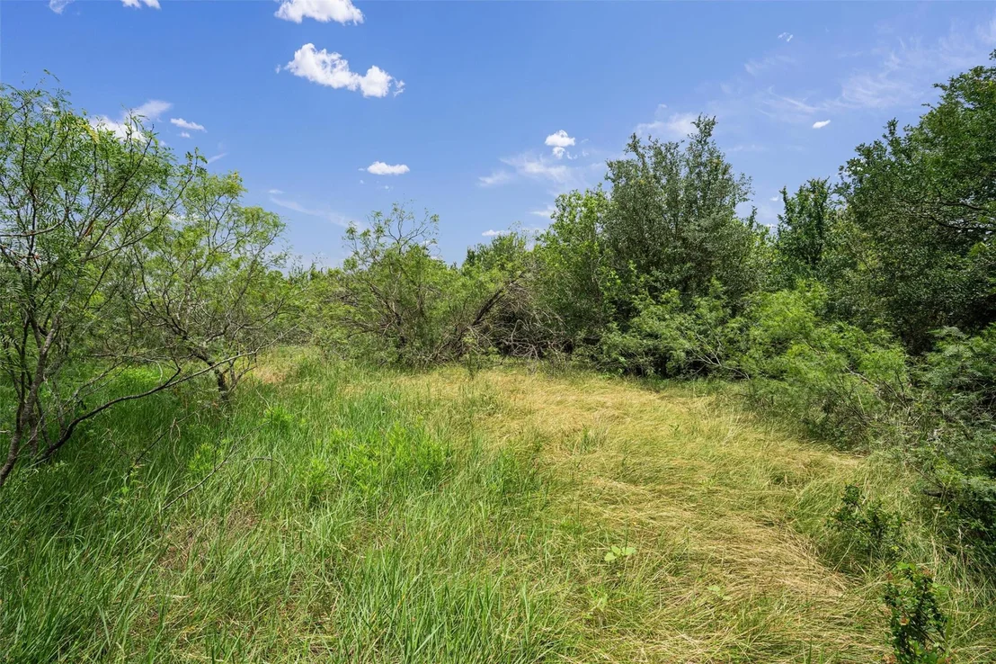 Photo of 3315 County Road 463