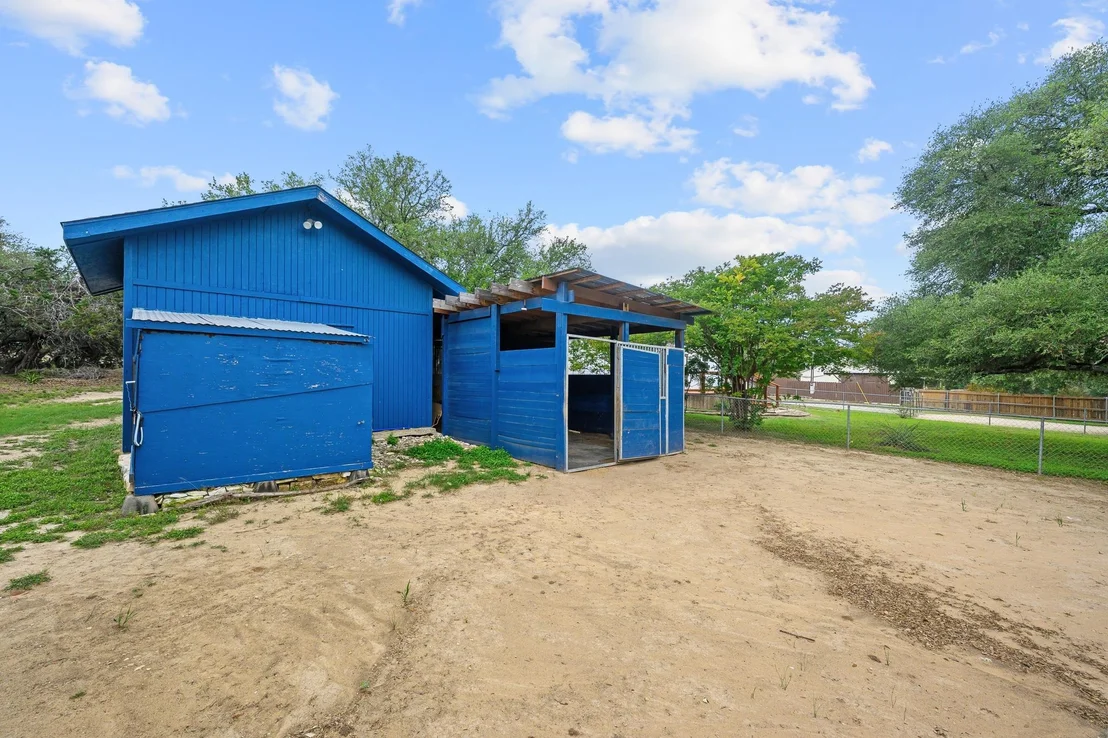 Photo of 2110 Spring Valley DR