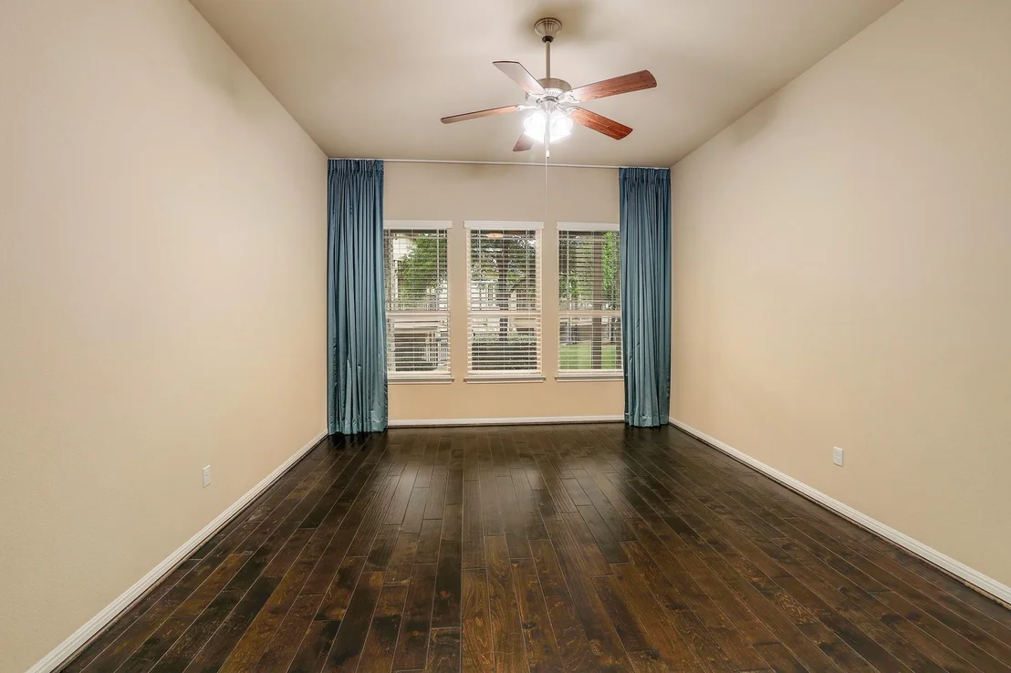 Photo of Unit 3102 at 2930 Grand Oaks LOOP