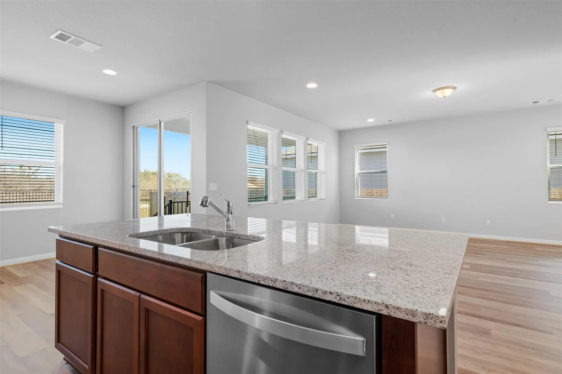 Photo of 453 Gaida LOOP